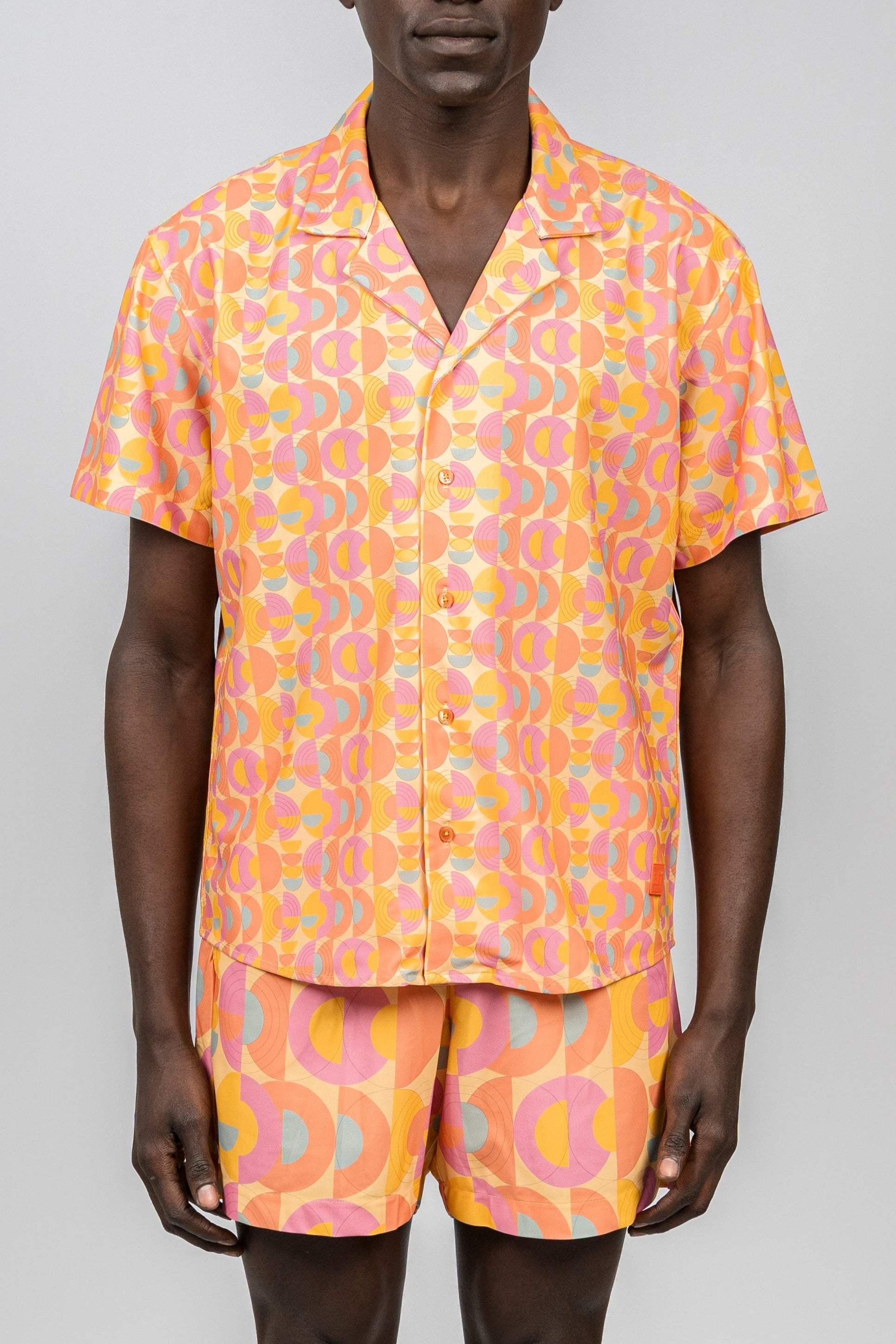 drt_Circles_Resort_button_Shirt_front