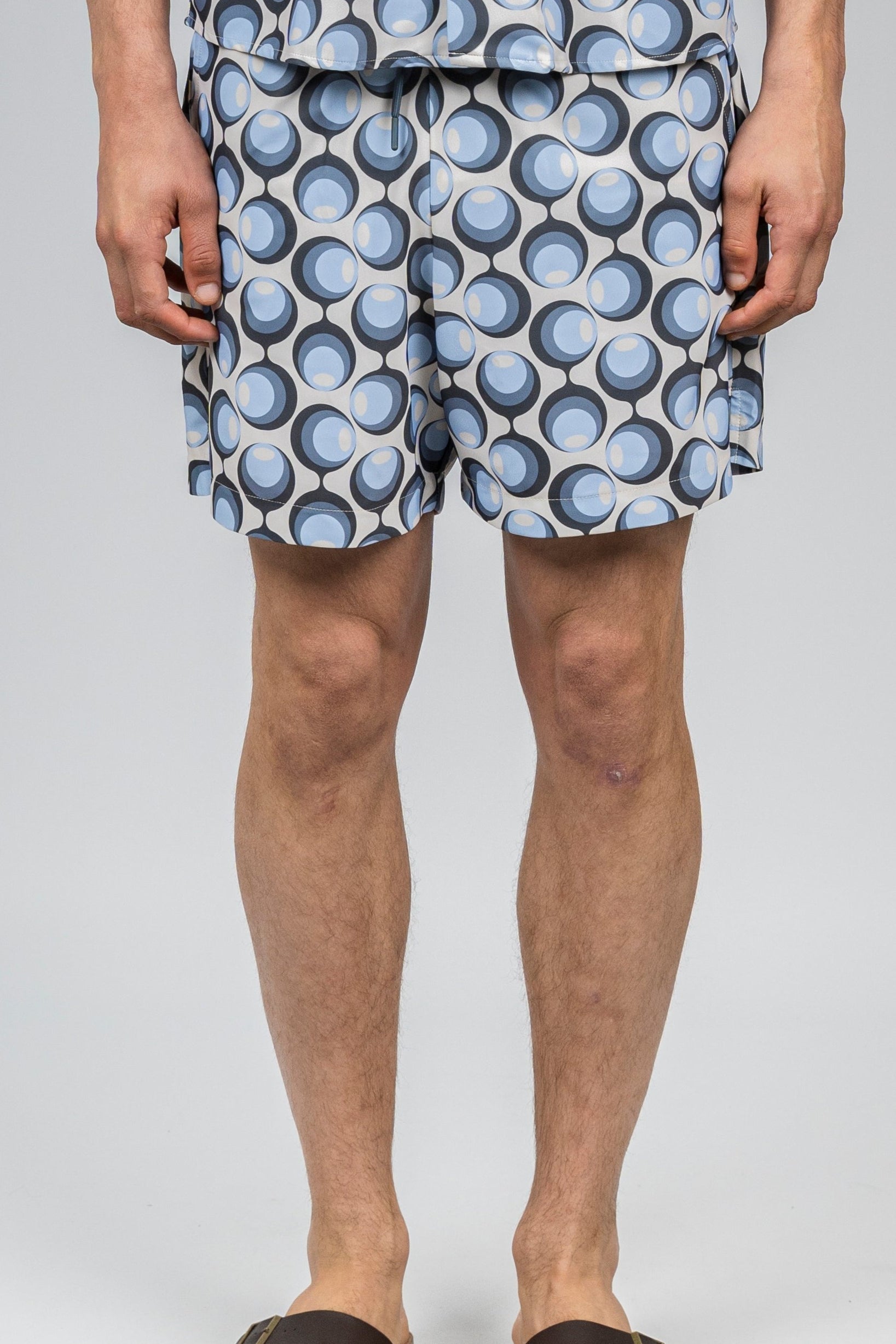 drt_Blowing_Bubbles_Resort_blue_Short_front