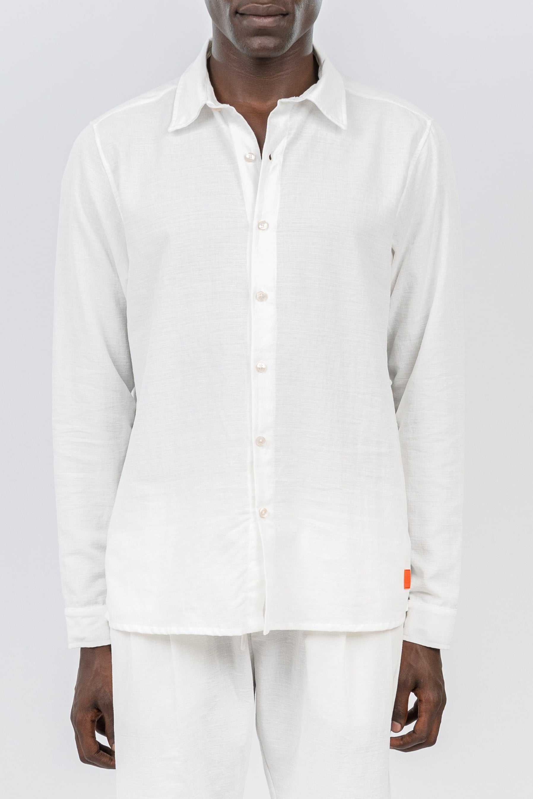 drt_Flow_Linen_S/s_Button_Down_white_shirt_front